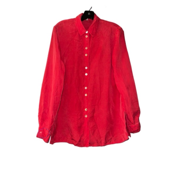 Red Blouse‎ - Picture 3 of 3